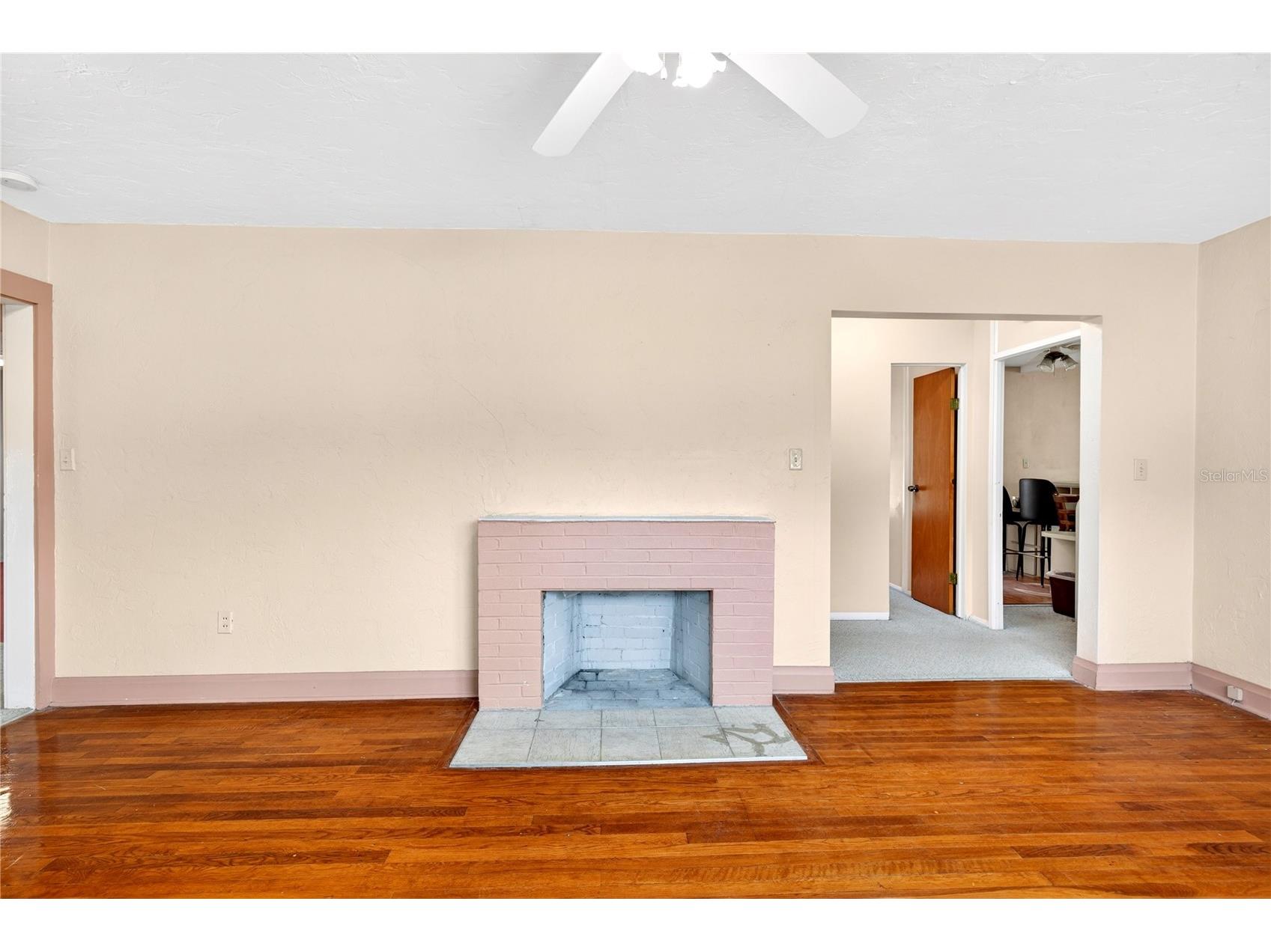 1266 E Silver Springs Boulevard Ocala FL 34470 O6401743 image11