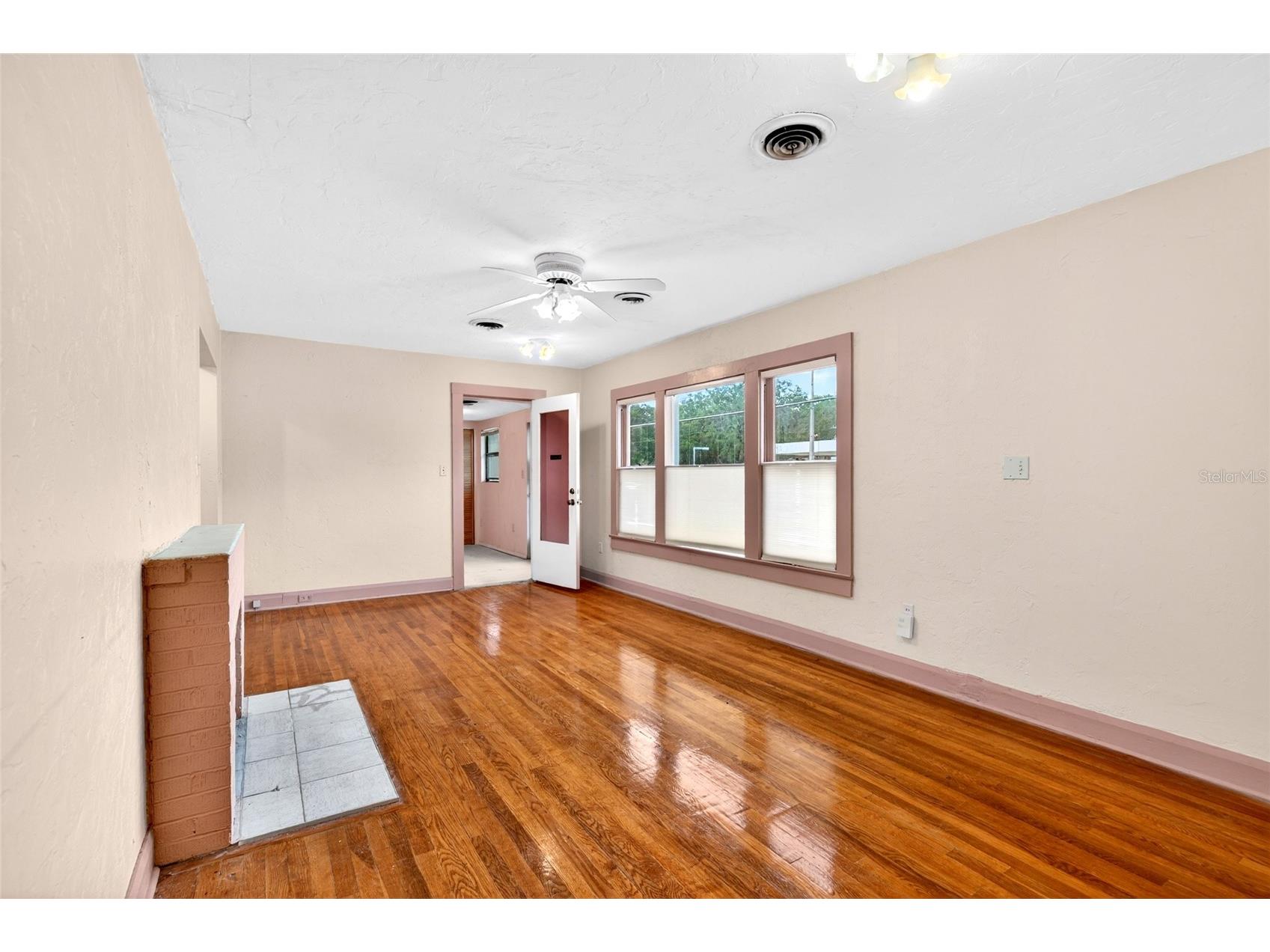 1266 E Silver Springs Boulevard Ocala FL 34470 O6401743 image12