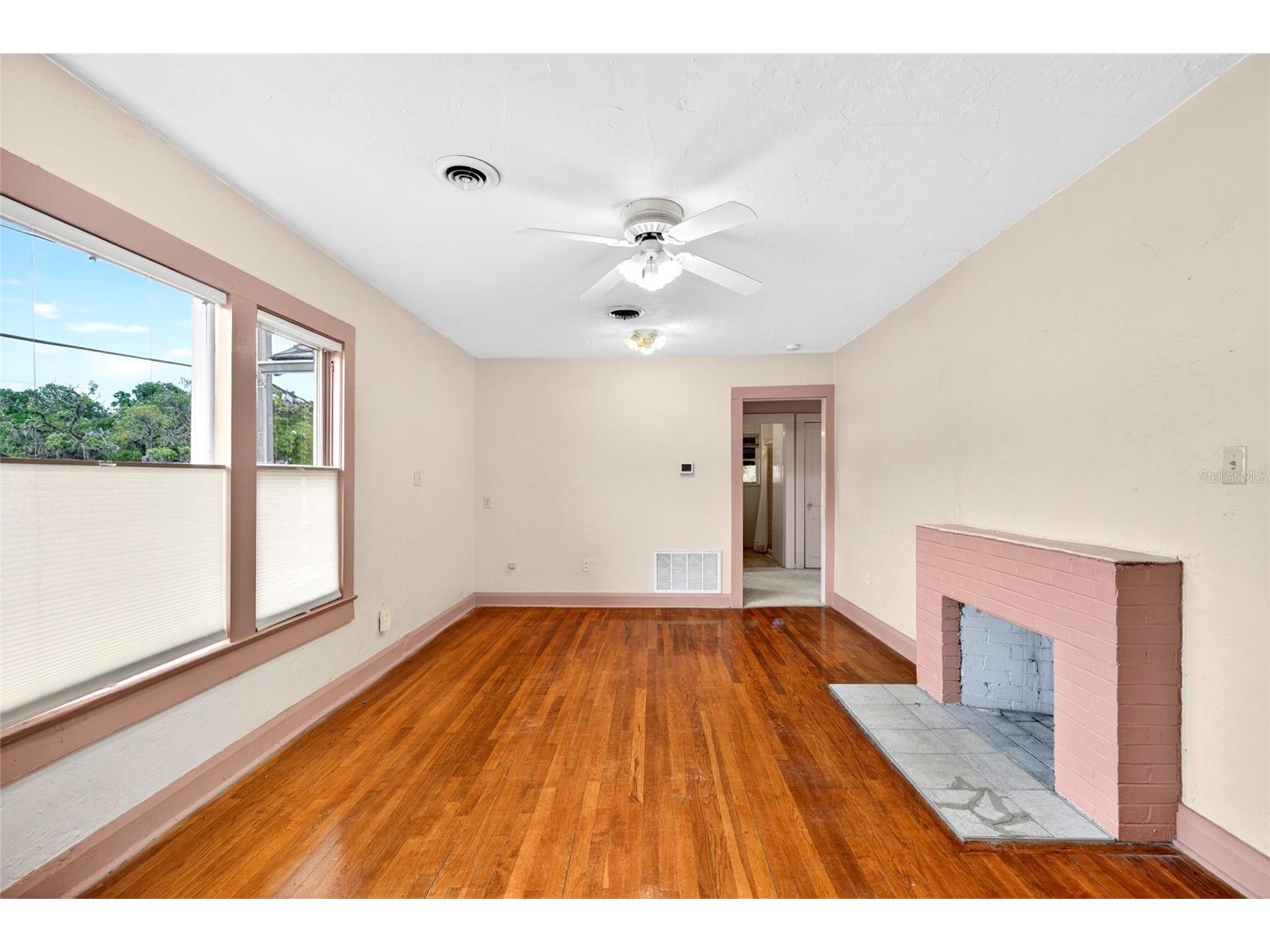 1266 E Silver Springs Boulevard Ocala FL 34470 O6401743 image18