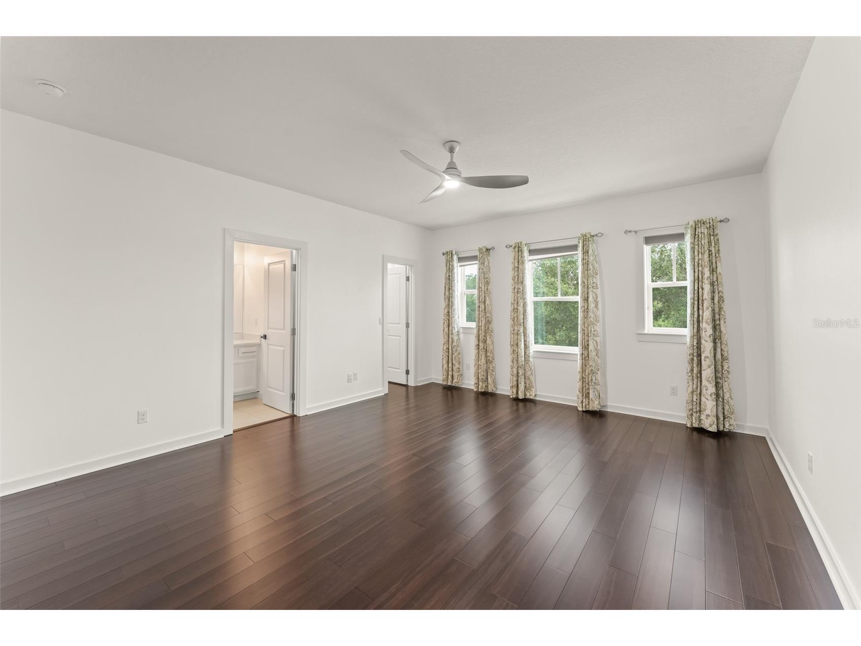 12664 Banting Terrace Orlando FL 32827 O6403961 image33