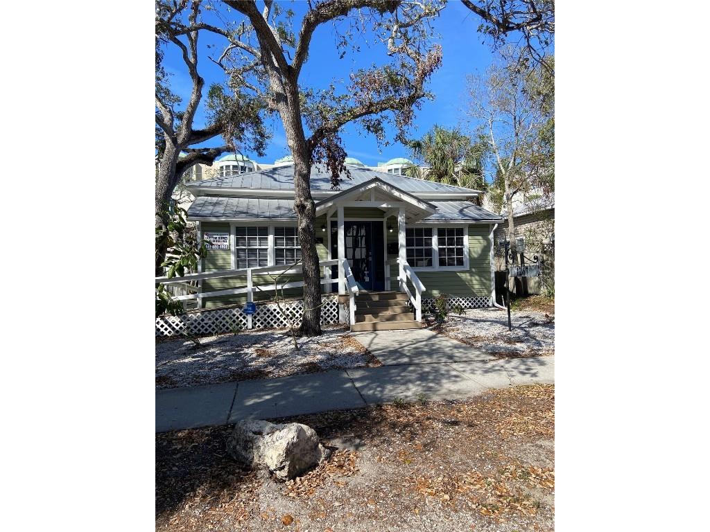 1267 2nd Street #2 Sarasota FL 34236 D6140948 image1