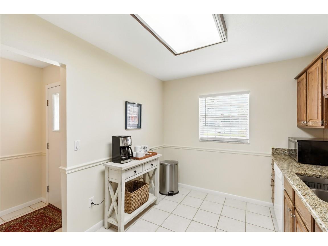 1267 Hazeltine Drive Fort Myers FL 33919 C7514218 image5