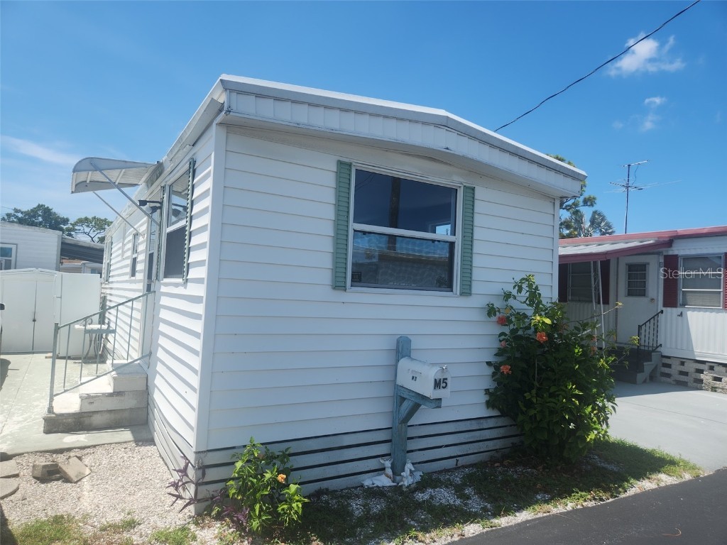 12674 Seminole Boulevard #M5 Largo FL 33778 U8210209 image1