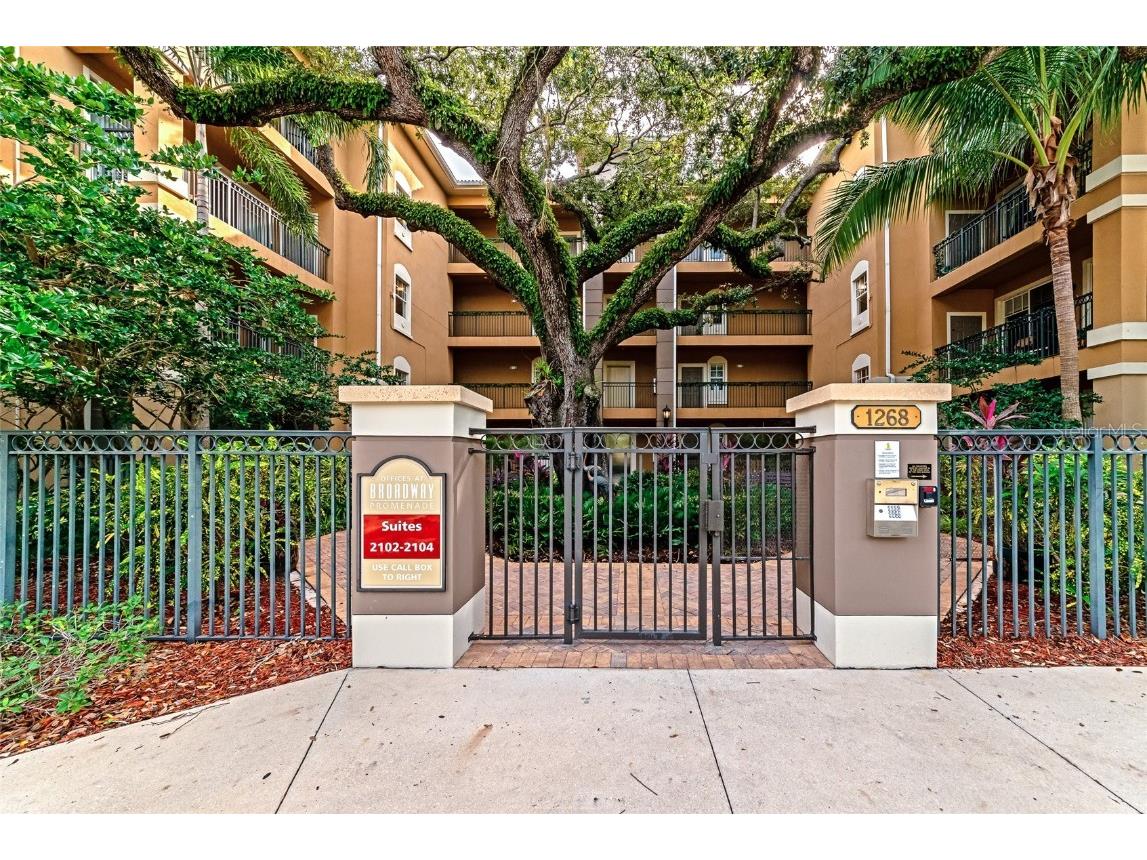 1268 11th Street #2201 Sarasota FL 34236 - INTER COASTAL A4592556 image1