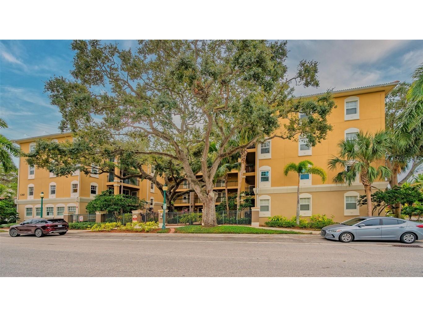 1268 11th Street #2403 Sarasota FL 34236 A4593065 image1