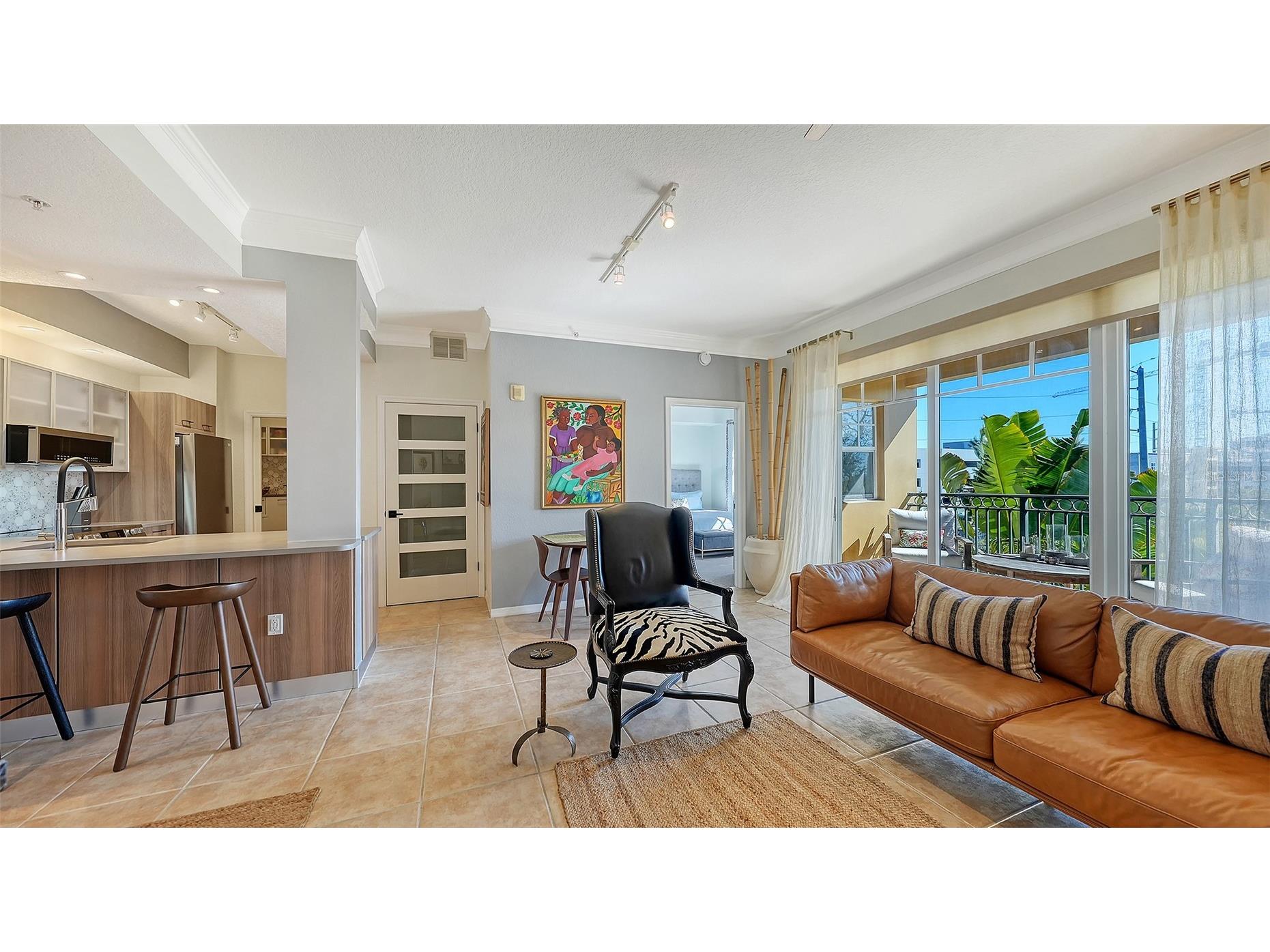 1268 11th Street #2403 Sarasota FL 34236 A4681291 image2