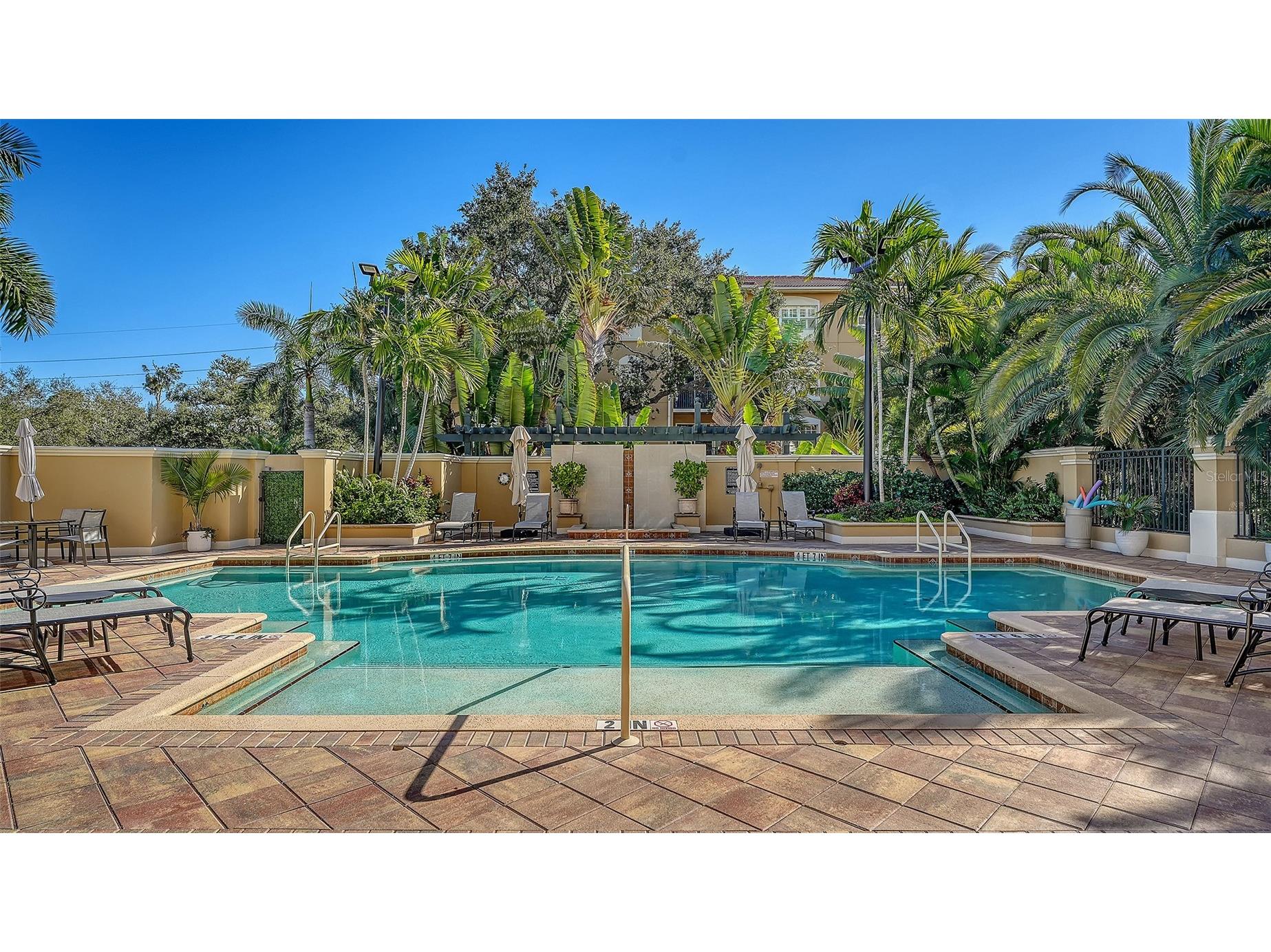 1268 11th Street #2403 Sarasota FL 34236 A4681291 image20