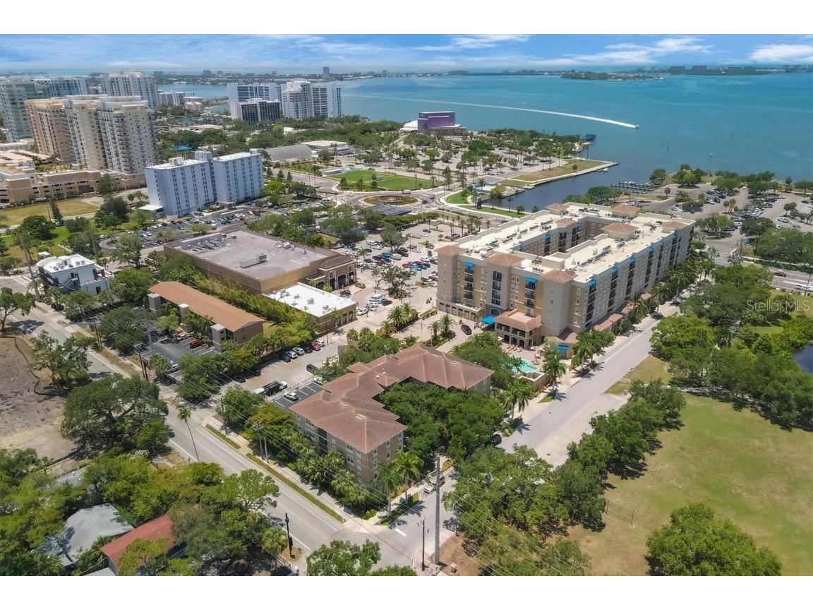 1268 11th Street #2404 Sarasota FL 34236 A4613943 image1