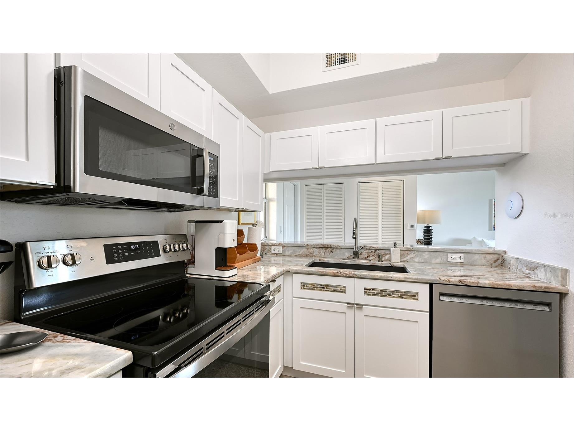 1268 11th Street #2404 Sarasota FL 34236 A4695491 image24