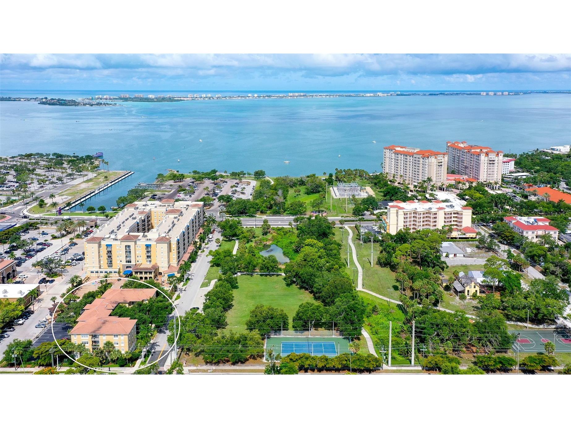 1268 11th Street #2404 Sarasota FL 34236 A4695491 image37