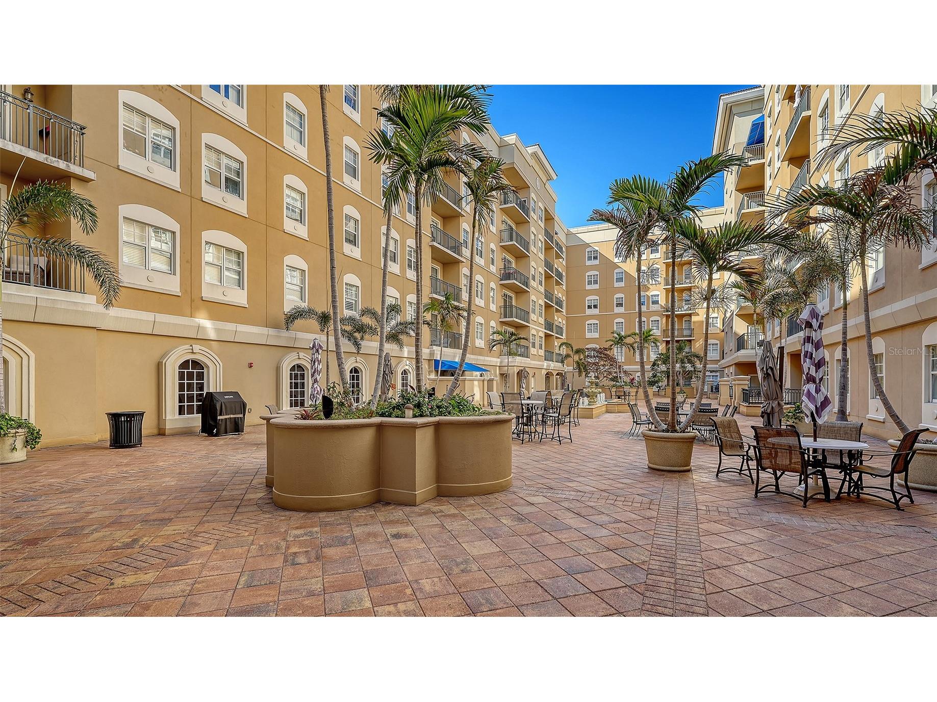 1268 11th Street #2404 Sarasota FL 34236 A4695491 image48