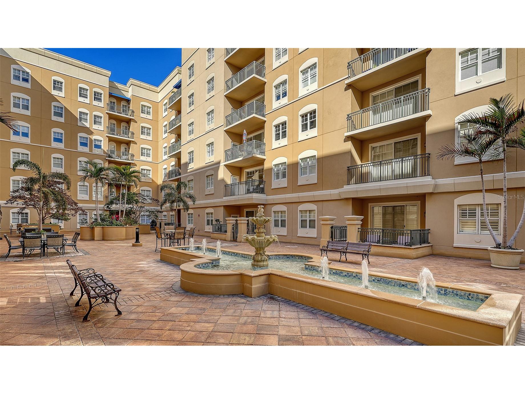 1268 11th Street #2404 Sarasota FL 34236 A4695491 image50