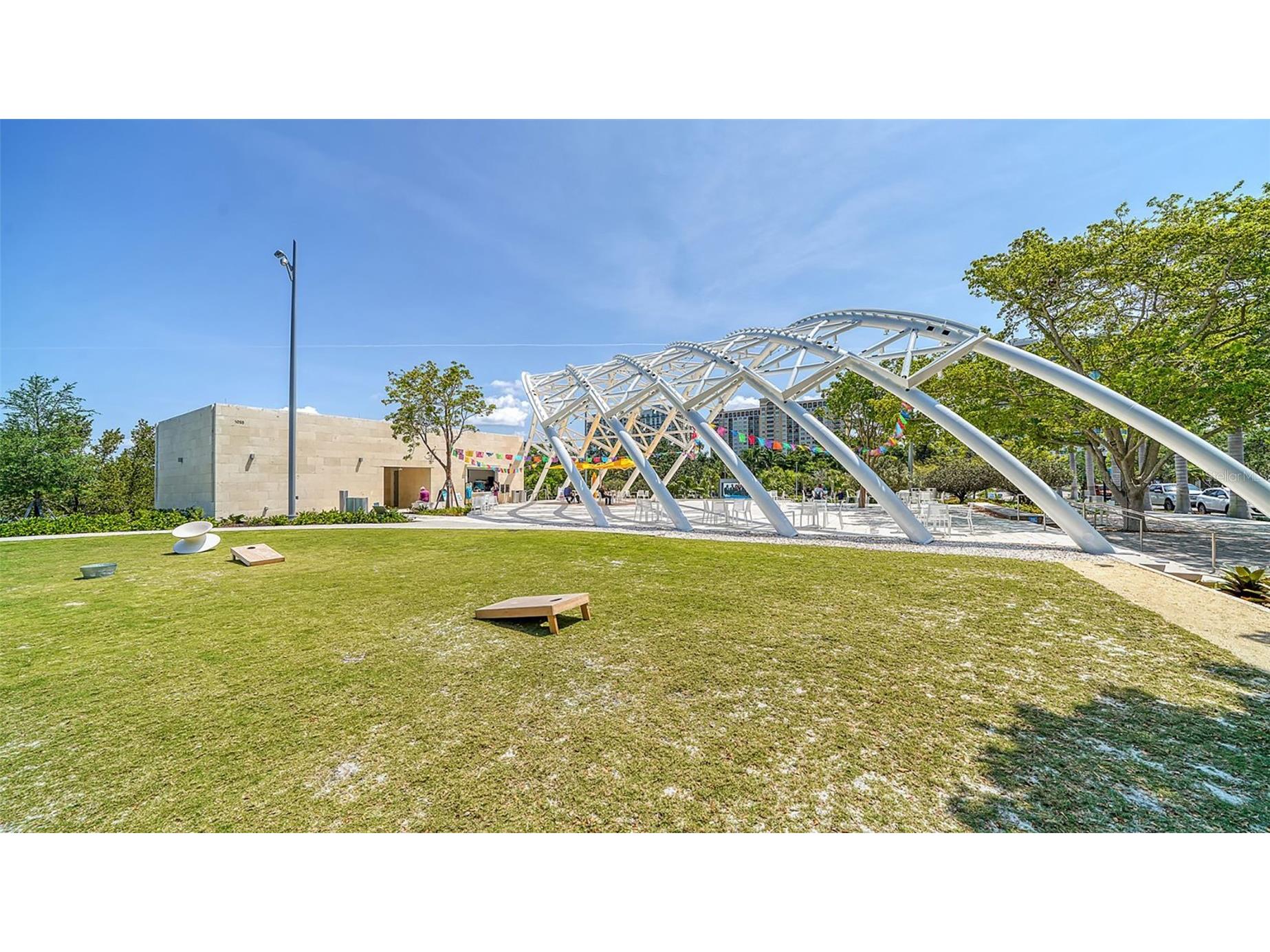 1268 11th Street #2404 Sarasota FL 34236 A4695491 image79