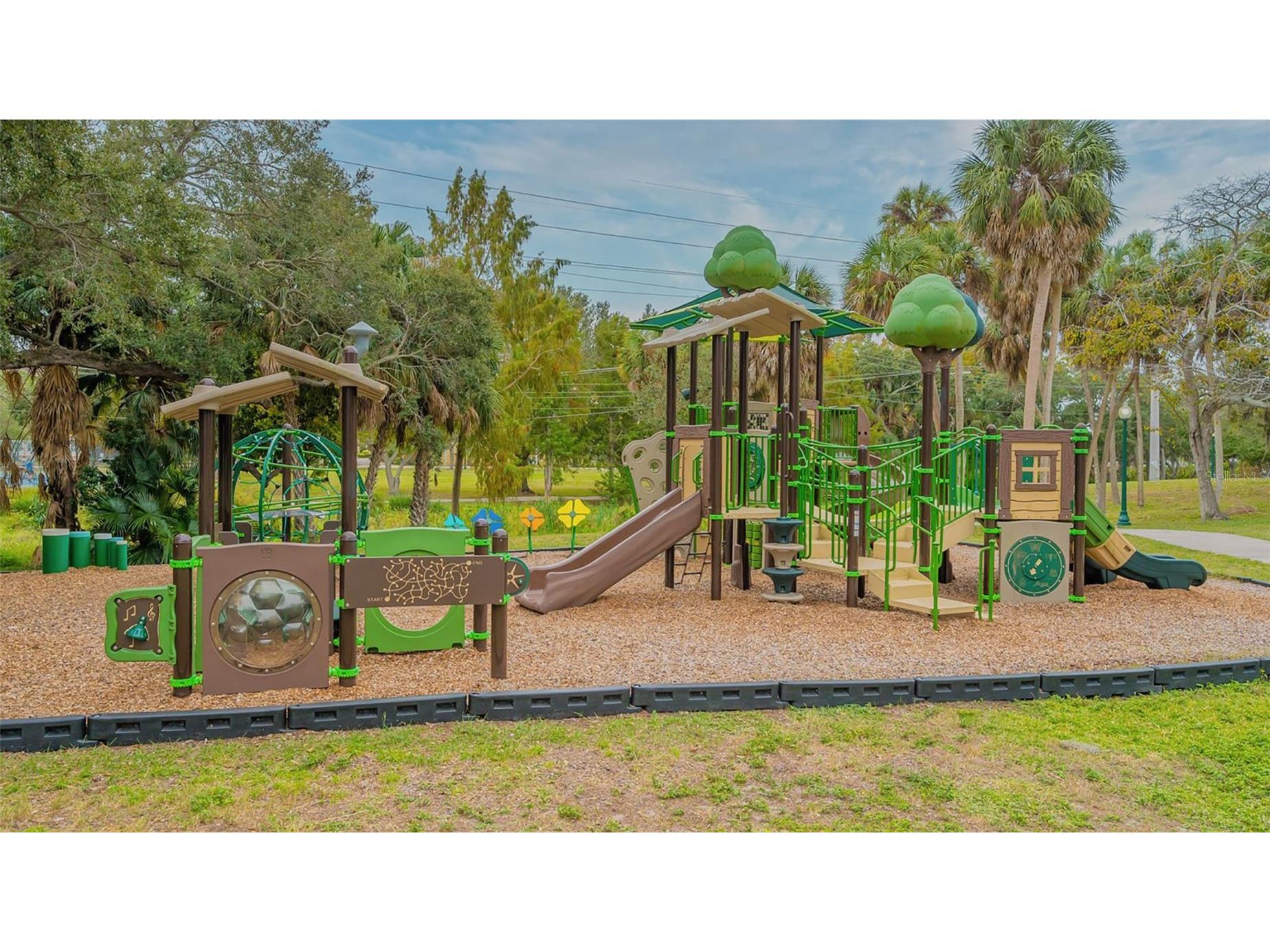 1268 11th Street #2404 Sarasota FL 34236 A4695491 image87