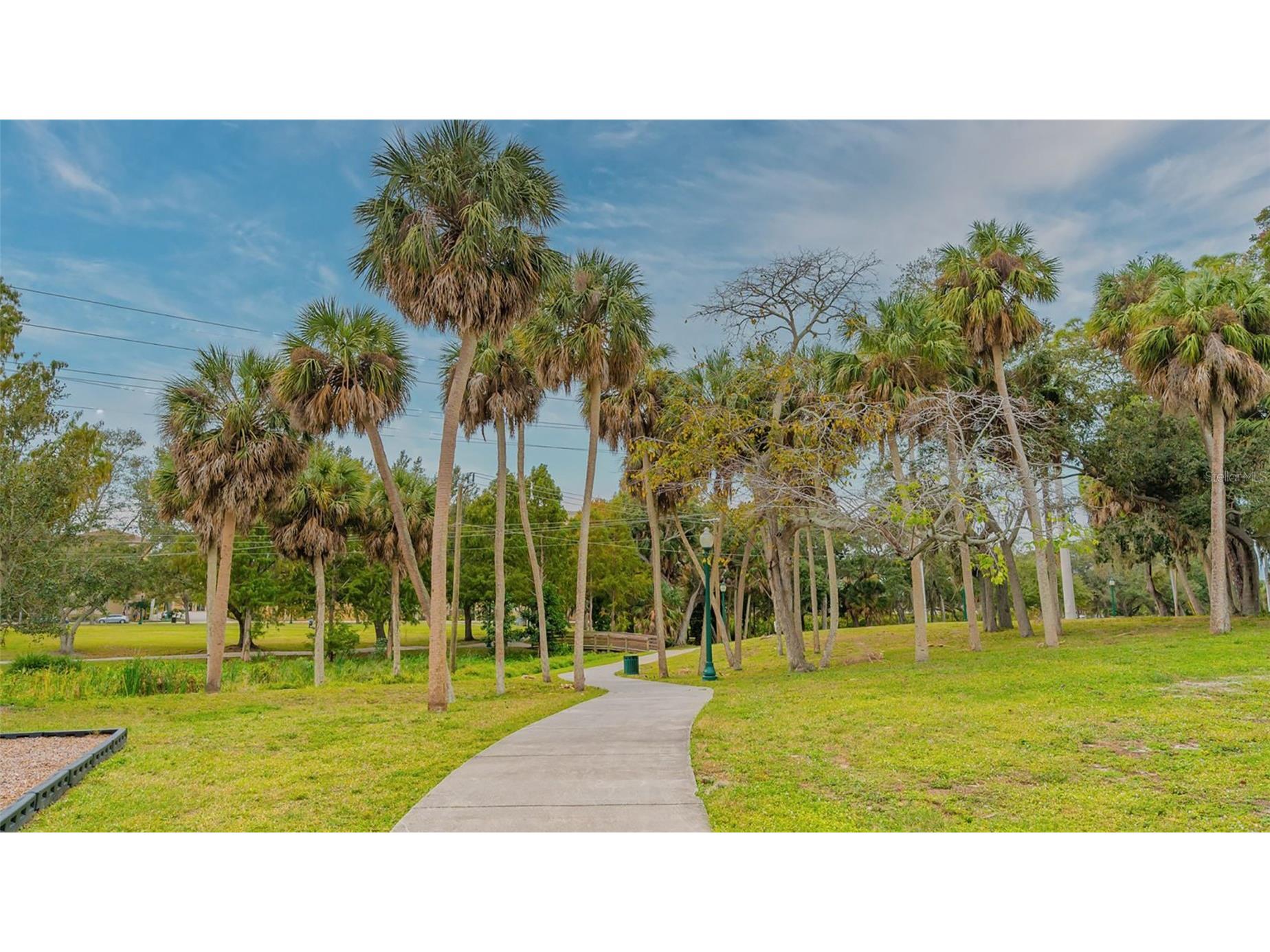 1268 11th Street #2404 Sarasota FL 34236 A4695491 image89