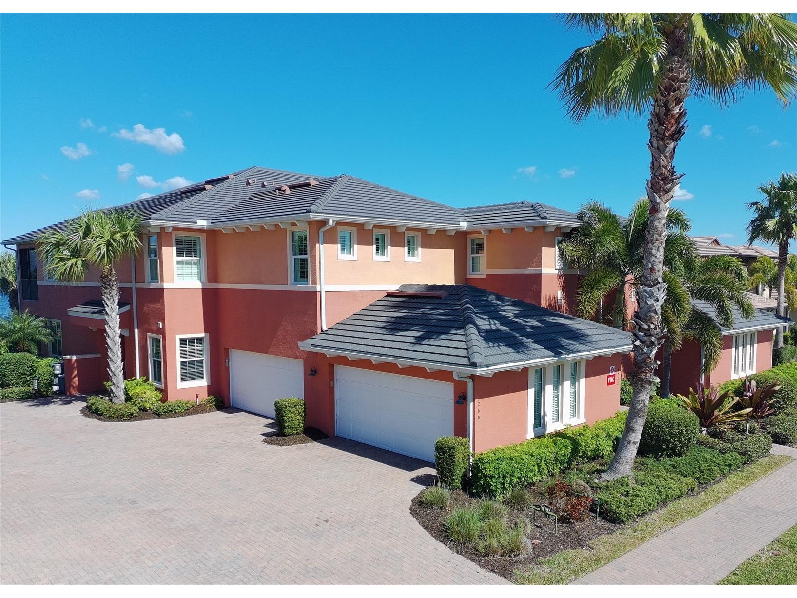 1268 Riverscape Street #C Bradenton FL 34208 - MANATEE RIVER & TWP LAGOON A4684353 image2
