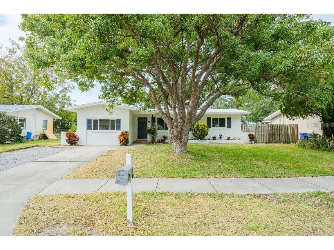 1268 Robin Hood Lane Dunedin FL 34698 U8199323 image1