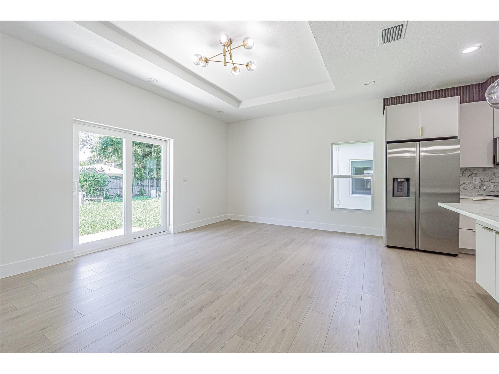 12680 N Central Avenue Tampa FL 33612 TB8517479 image10