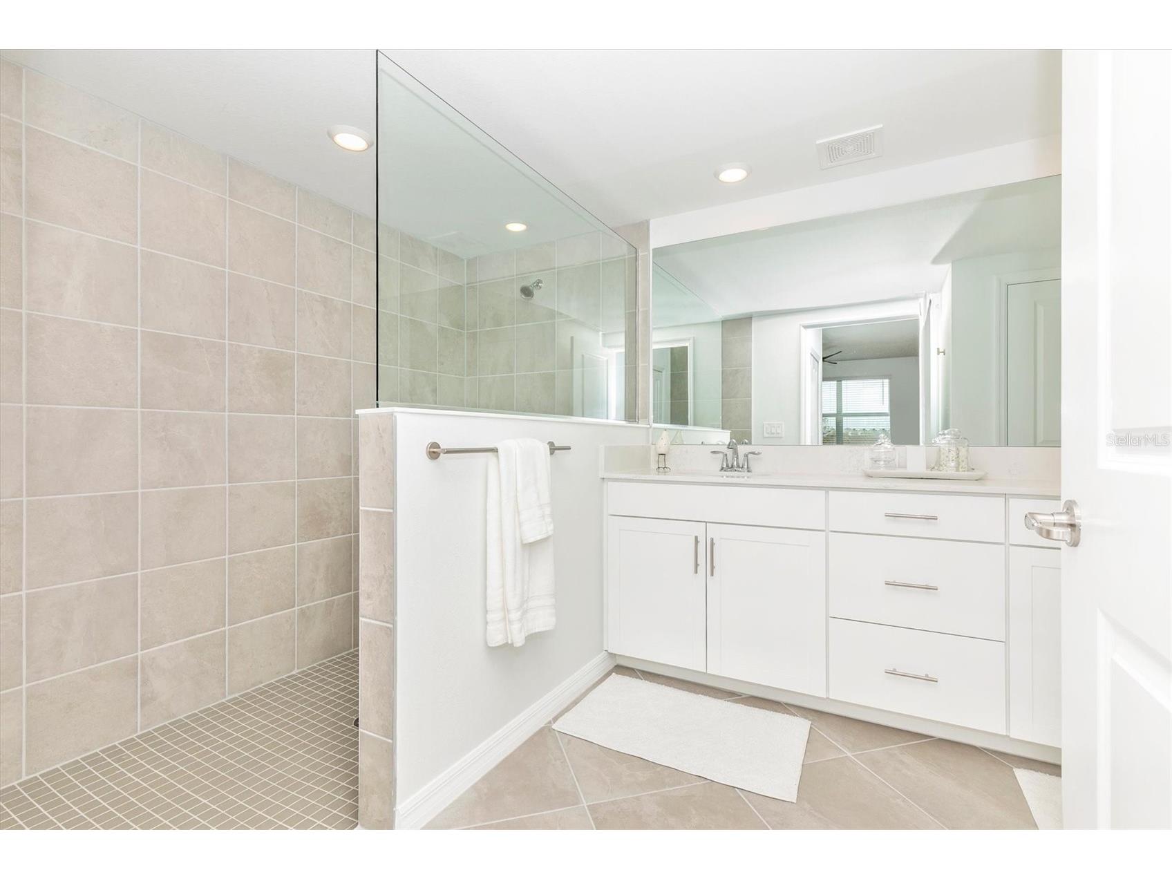 12685 Radiance Court #102 Venice FL 34293 N6136550 image22