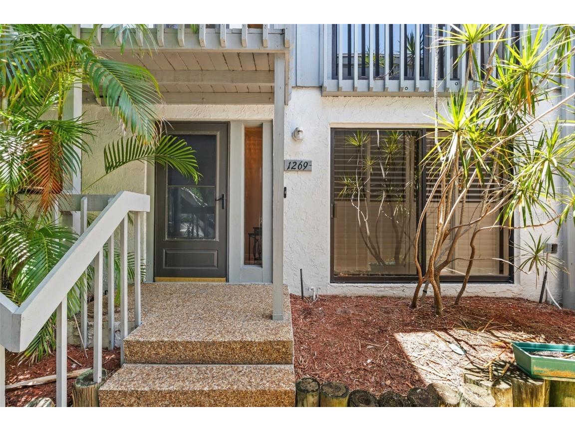 1269 Dockside Place #115 Sarasota FL 34242 - RIEGEL'S LANDING HARBOUR A4656792 image1