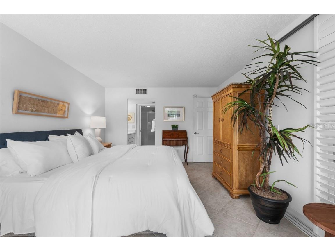 1269 Dockside Place #115 Sarasota FL 34242 - RIEGEL'S LANDING HARBOUR A4656792 image19