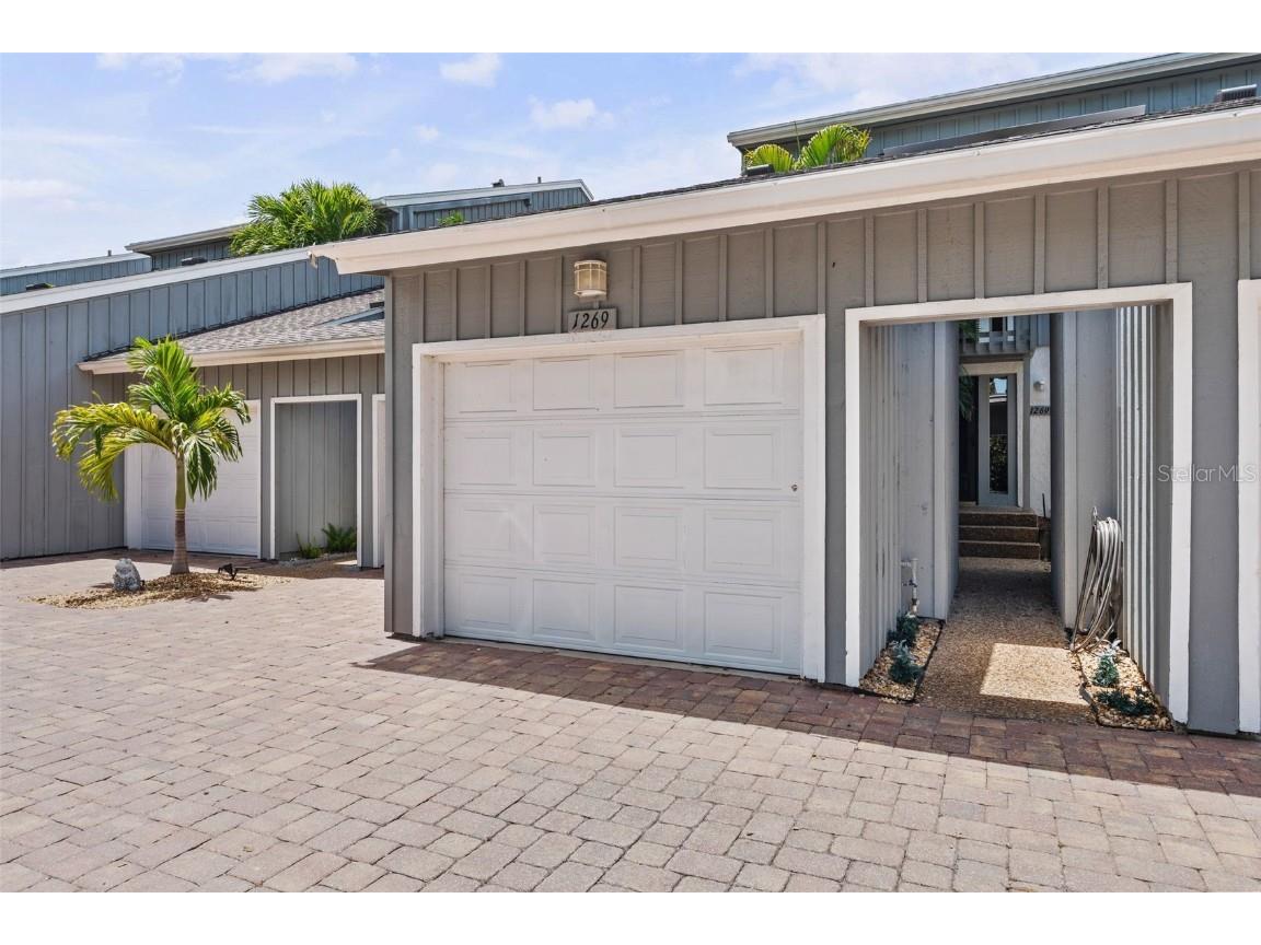 1269 Dockside Place #115 Sarasota FL 34242 - RIEGEL'S LANDING HARBOUR A4656792 image2