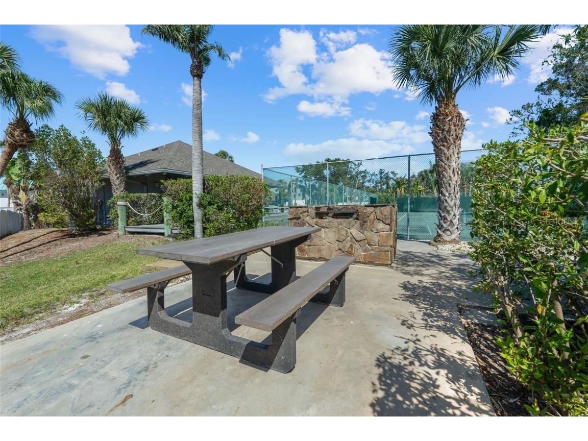 1269 Dockside Place #115 Sarasota FL 34242 - RIEGEL'S LANDING HARBOUR A4656792 image41