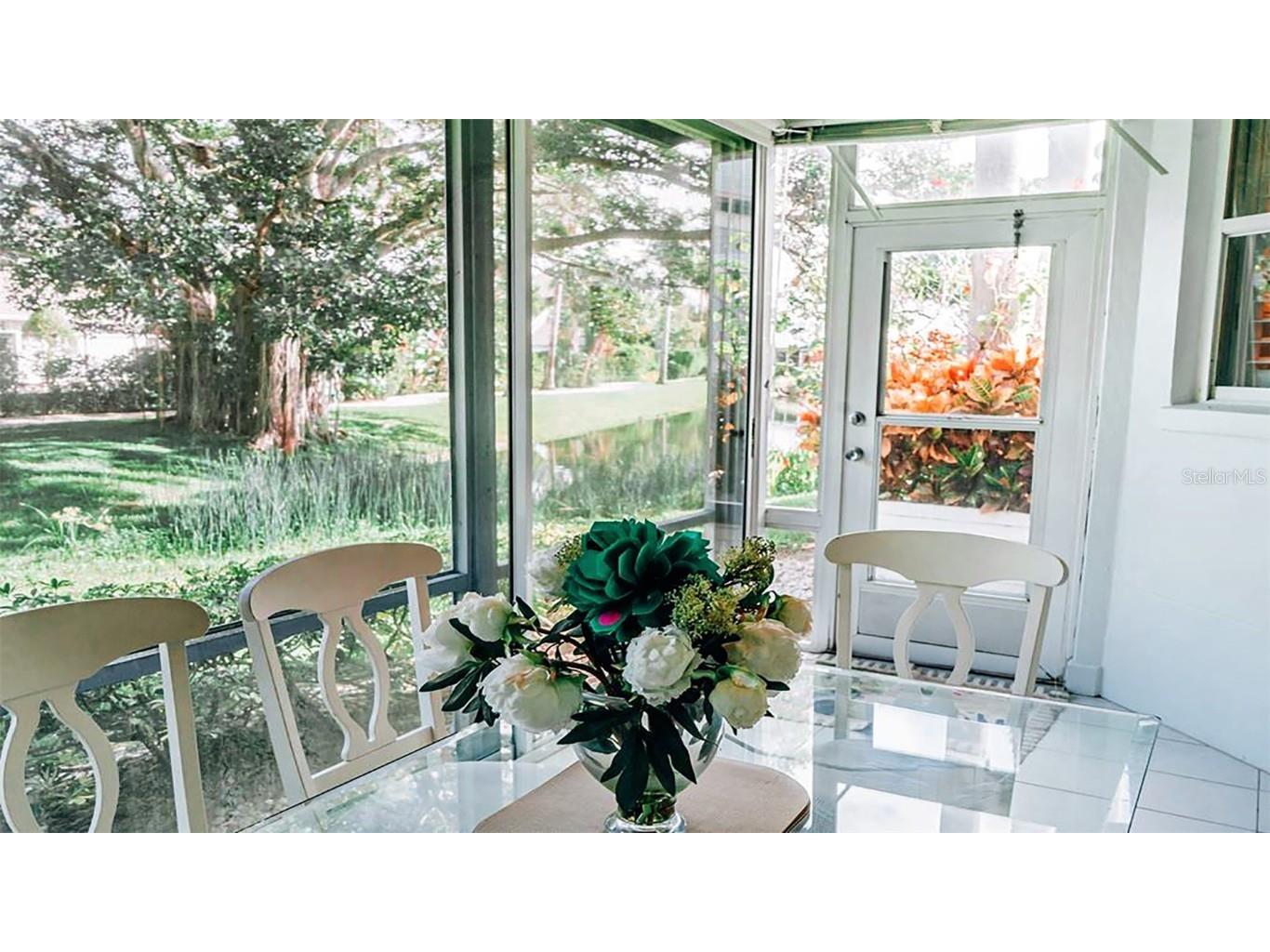 1269 Siesta Bayside Drive #1269-C Sarasota FL 34242 A4588736 image2