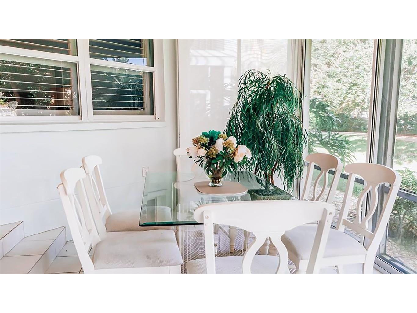 1269 Siesta Bayside Drive #1269-C Sarasota FL 34242 A4588736 image3