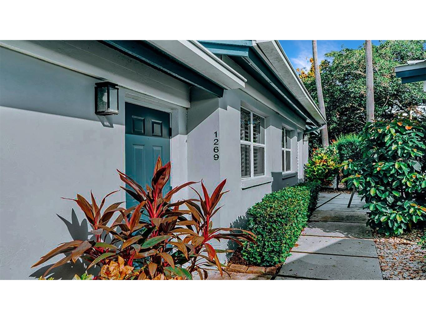 1269 Siesta Bayside Drive #1269-C Sarasota FL 34242 A4588736 image4