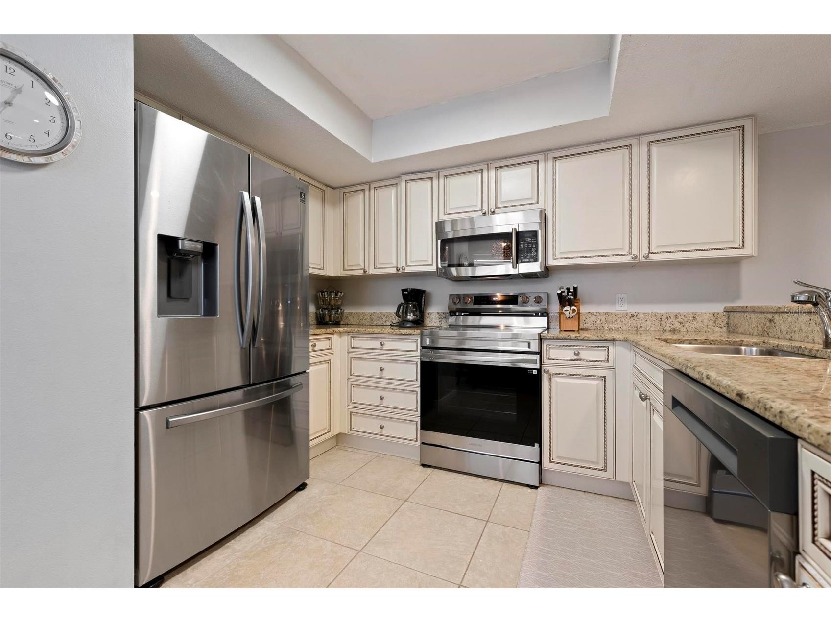 1269 Siesta Bayside Drive #1269C Sarasota FL 34242 A4690832 image10