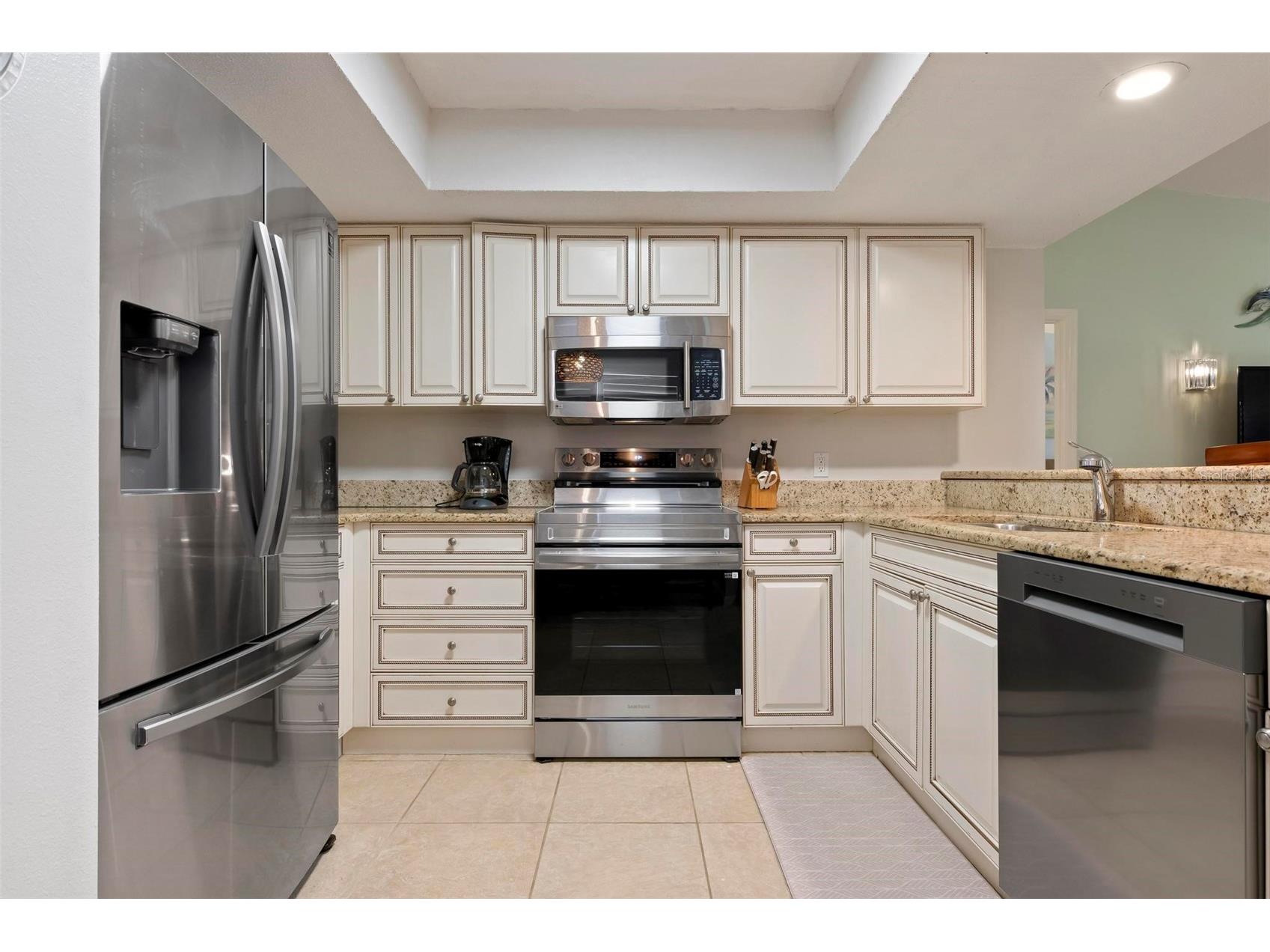 1269 Siesta Bayside Drive #1269C Sarasota FL 34242 A4690832 image11