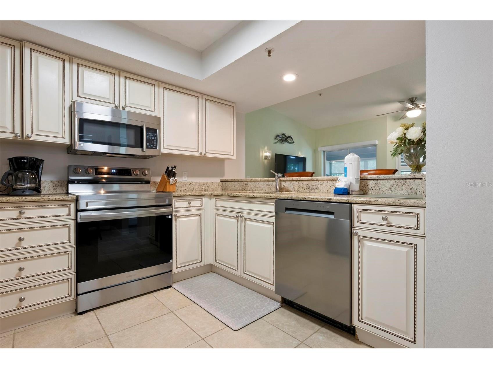 1269 Siesta Bayside Drive #1269C Sarasota FL 34242 A4690832 image12