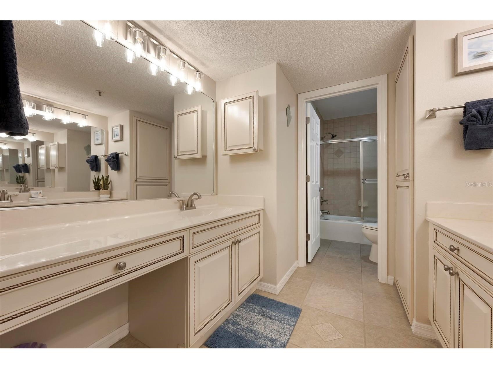 1269 Siesta Bayside Drive #1269C Sarasota FL 34242 A4690832 image17