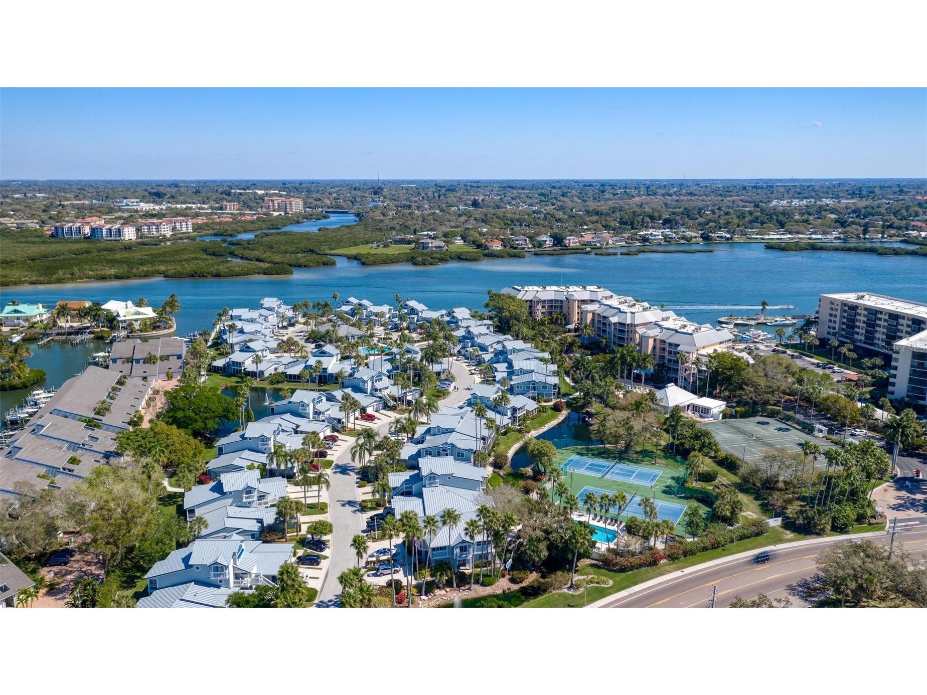 1269 Siesta Bayside Drive #1269C Sarasota FL 34242 A4690832 image30