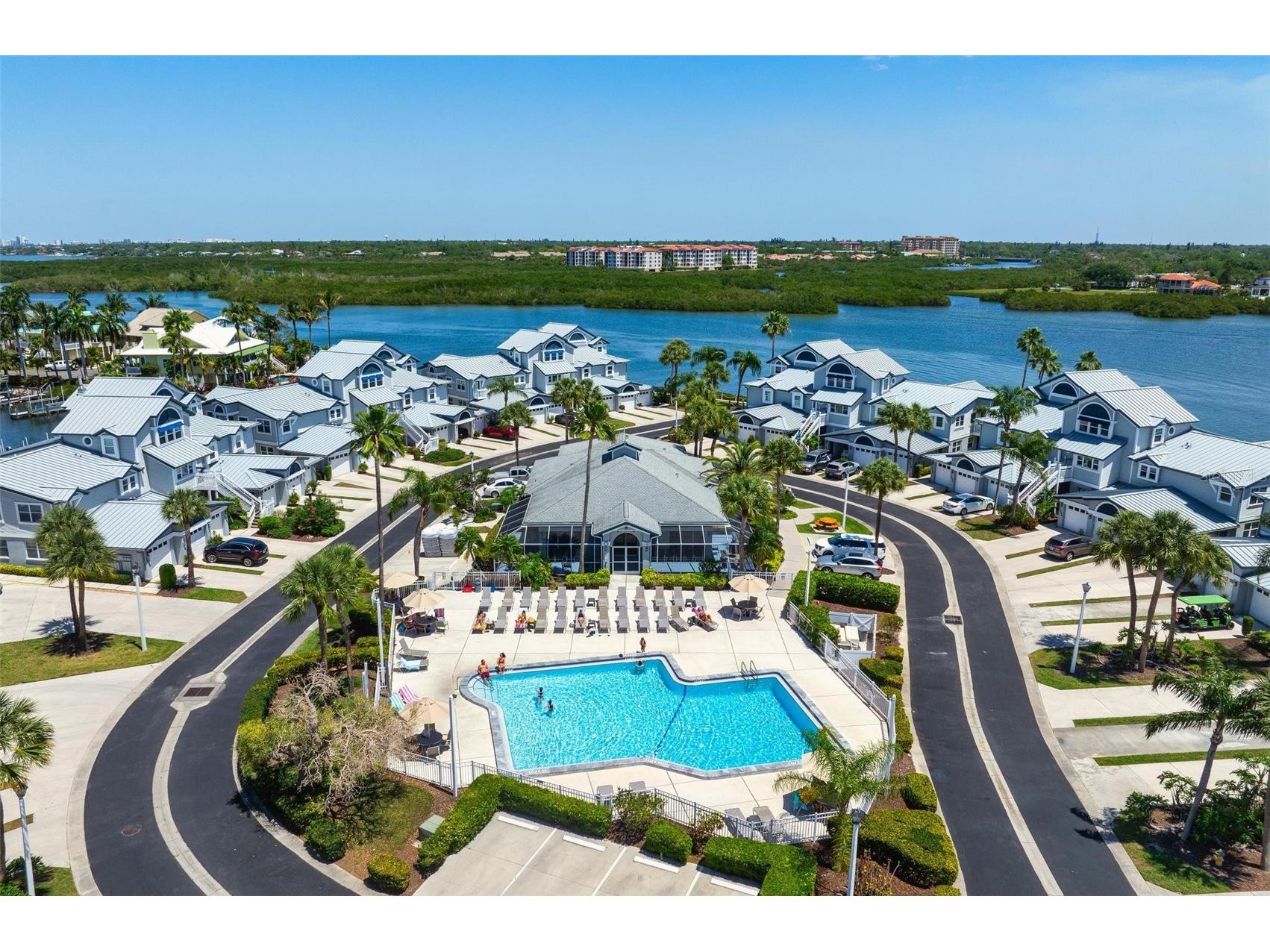 1269 Siesta Bayside Drive #1269C Sarasota FL 34242 A4690832 image33
