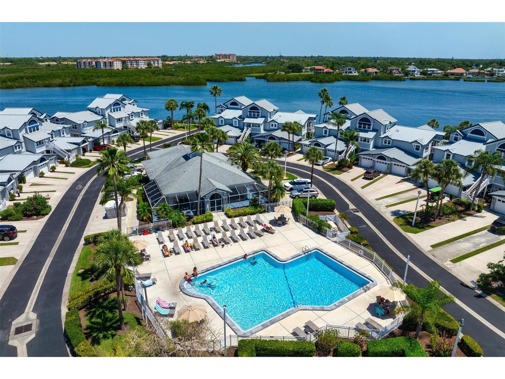 1269 Siesta Bayside Drive #1269C Sarasota FL 34242 A4690832 image39