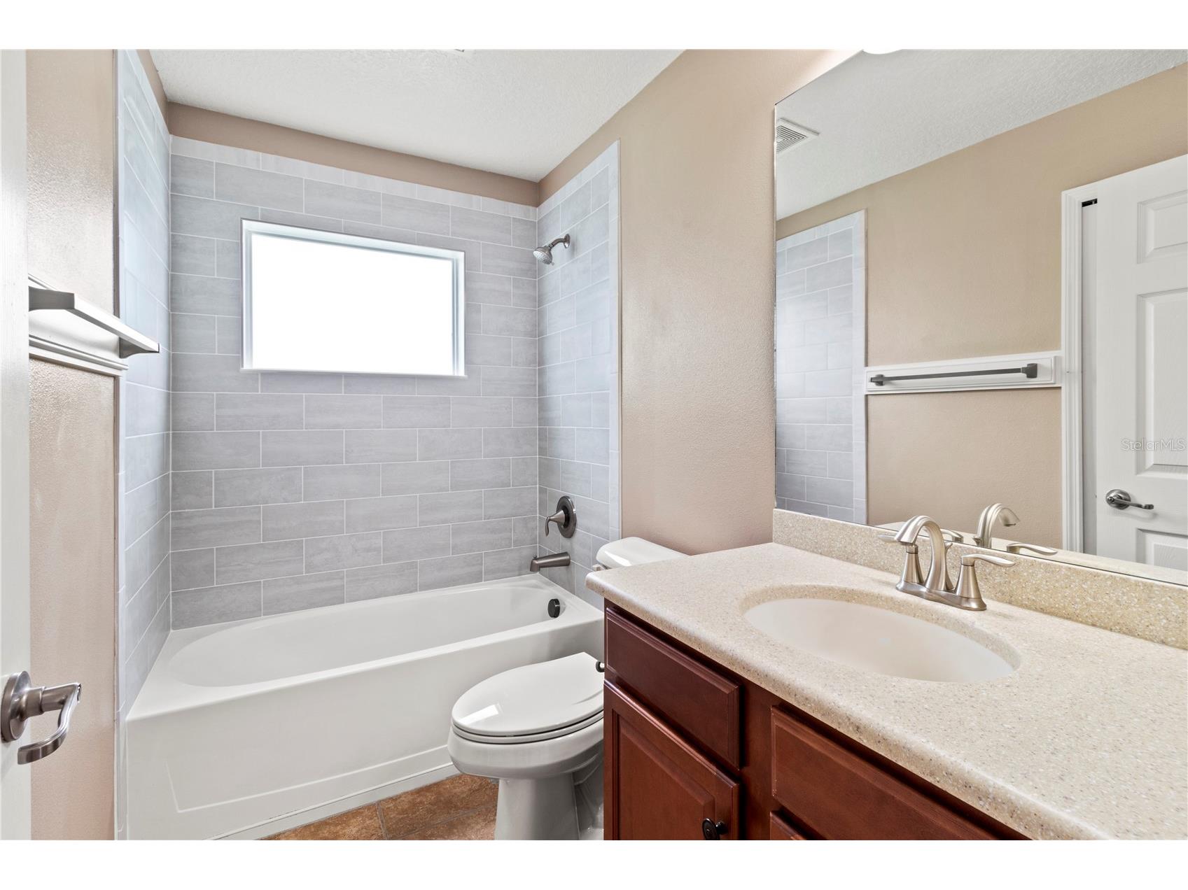 1269 Western Pine Circle Sarasota FL 34240 - LAKE POND A4692144 image32