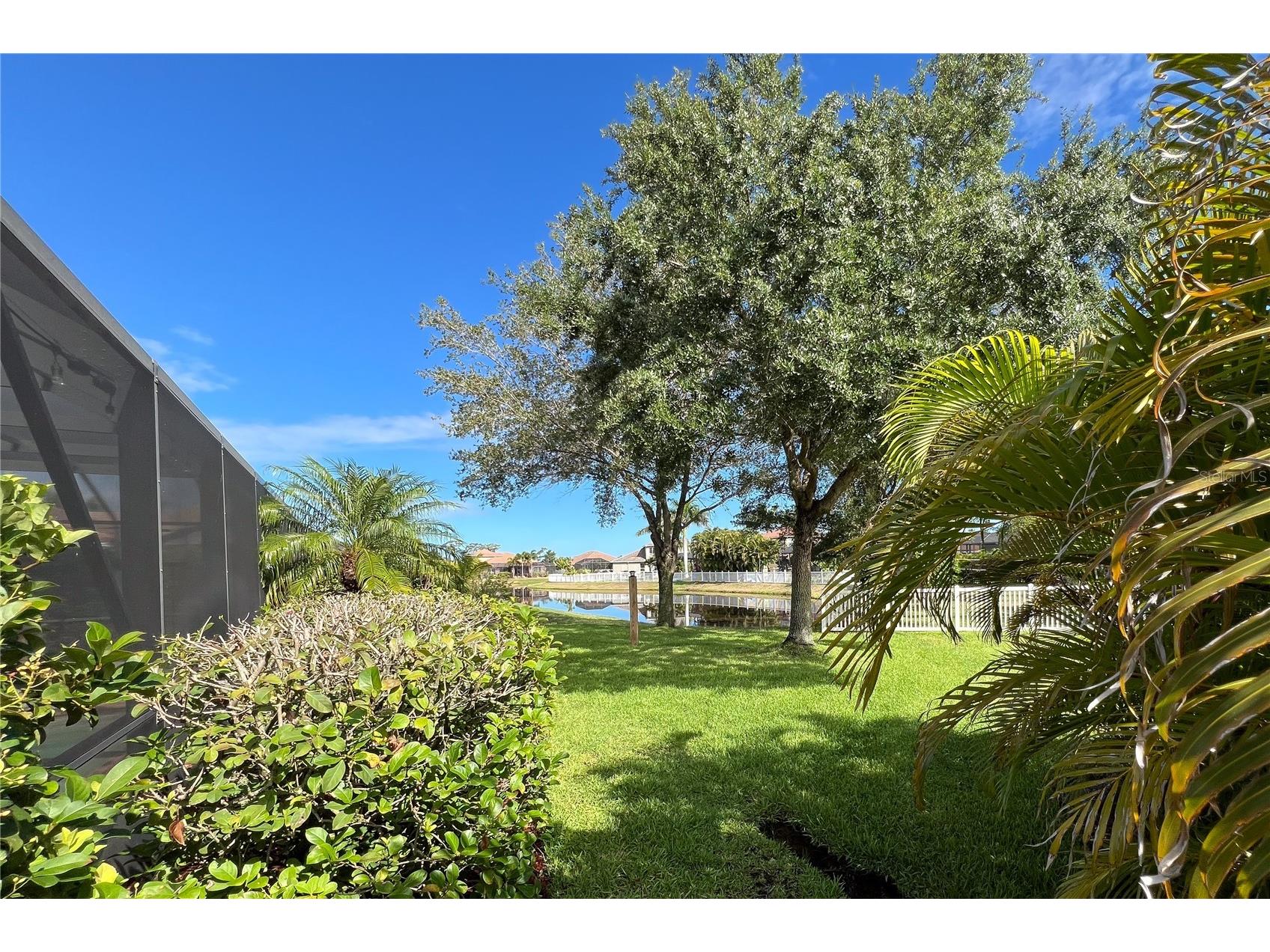 1269 Western Pine Circle Sarasota FL 34240 - LAKE POND A4692144 image61