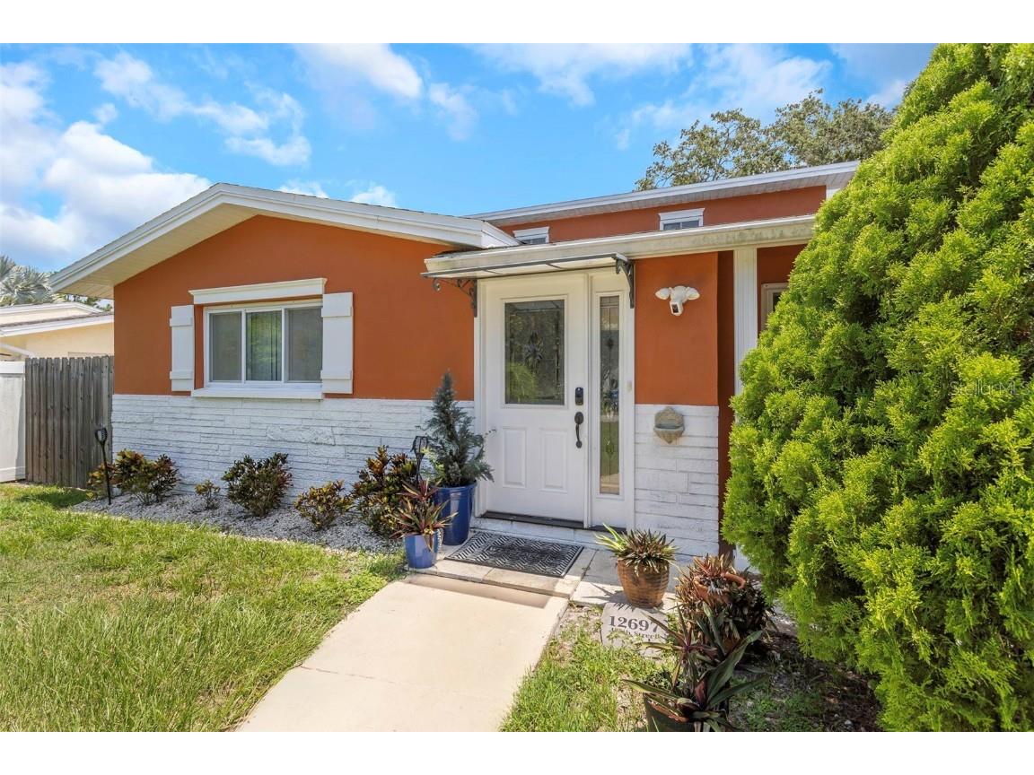 12697 135th Street Largo FL 33774 U8208968 image1