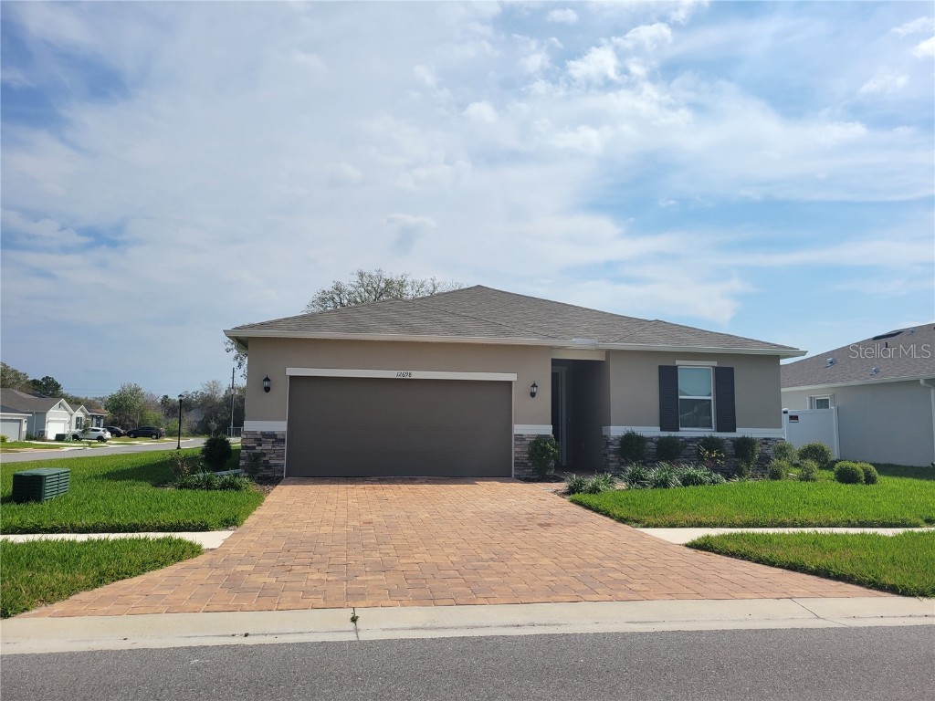 12698 Achasta Hudson FL 34669 T3430933 image1