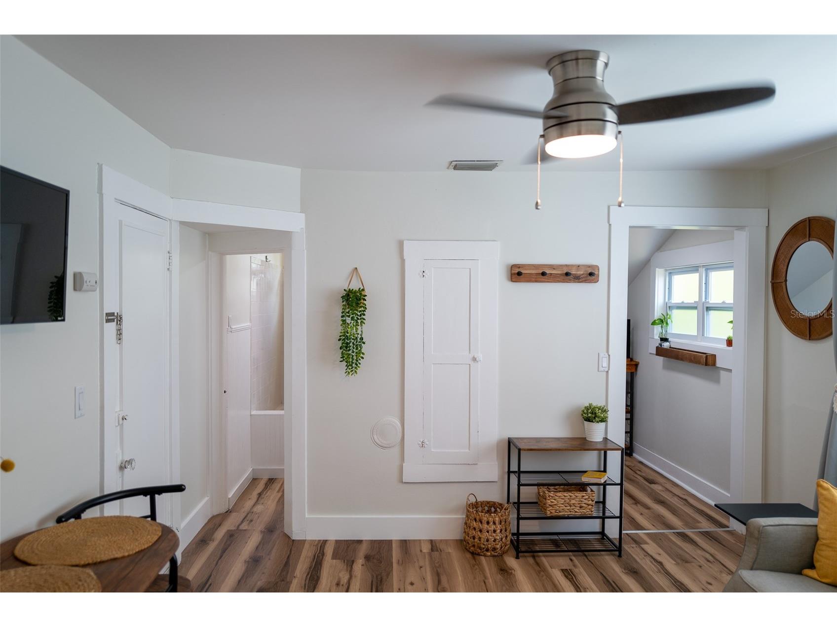 127 17th Avenue S Saint Petersburg FL 33701 TB8482976 image6