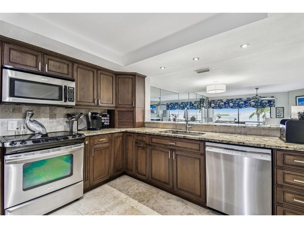 127 1st Street E #103 Tierra Verde FL 33715 - ICW TB8424146 image5