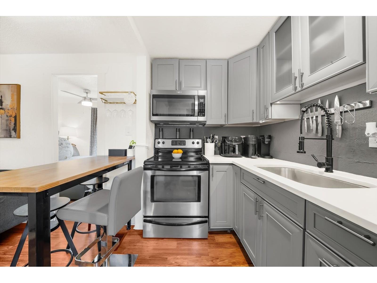 127 23rd Street N Saint Petersburg FL 33713 A4694436 image40