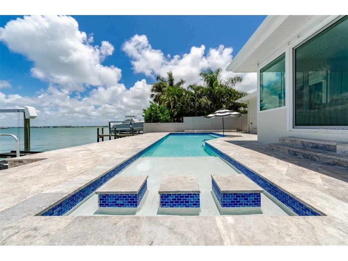 127 Aleta Drive Belleair Beach FL 33786 U8204064 image1