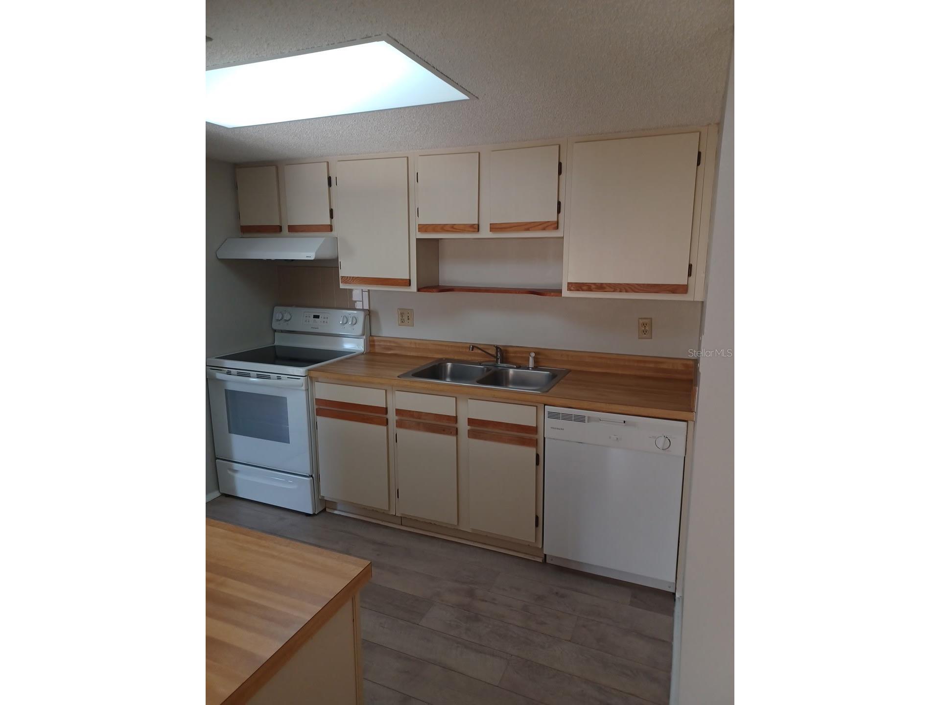 127 Camphor Circle #D Oldsmar FL 34677 TB8522824 image7
