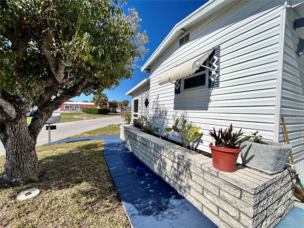 127 Cherrywood Drive Lake Wales FL 33898 P4933960 image1