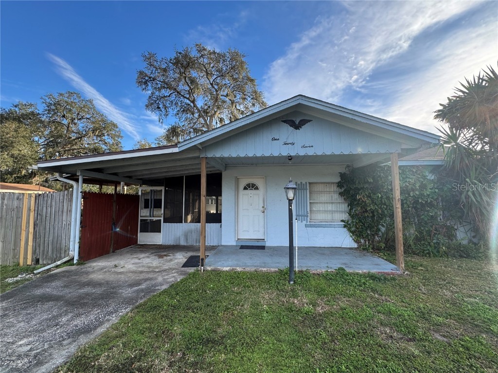 127 Colonial Drive Auburndale FL 33823 L4950184 image1