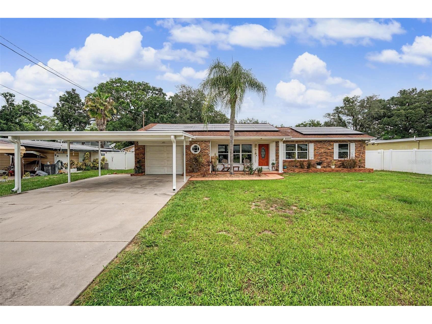 127 Connie Avenue Tampa FL 33613 G5111383 image1