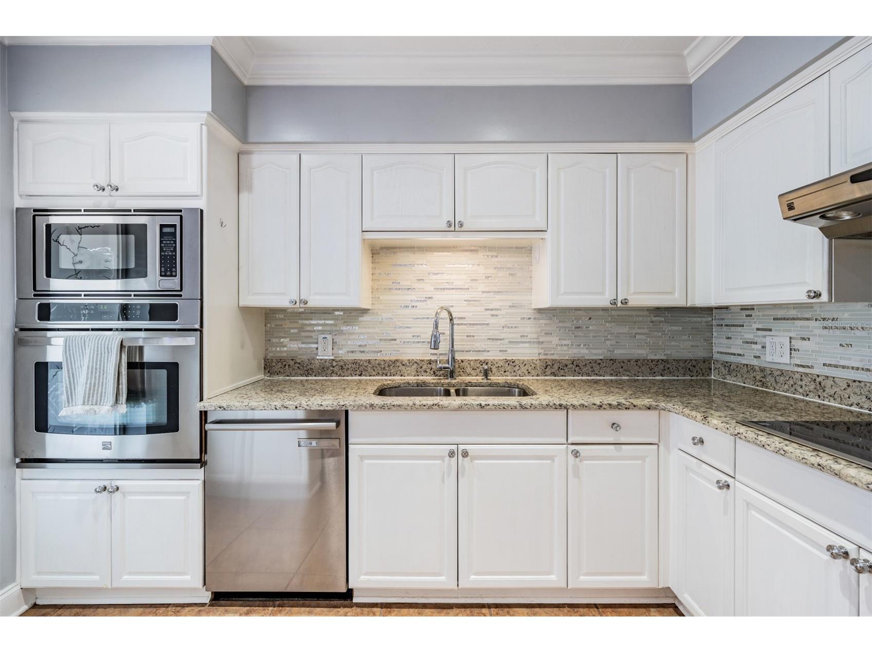 127 Connie Avenue Tampa FL 33613 G5111383 image16